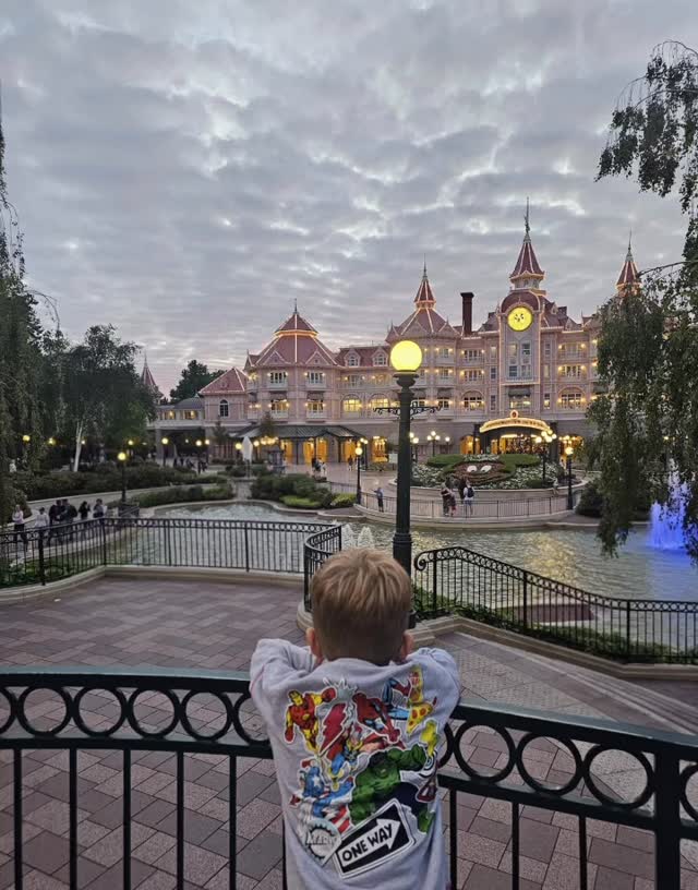 Tres Veces Más Magia en Disneyland París