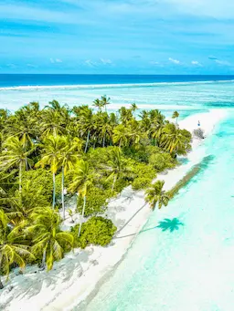 destinos de playa y relax con Zafiro Tours Sant Boi en playas paradisíacas y tropicales